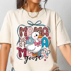 Mama Goose Shirt Cute Goose Mama Tee Mom Animal Graphic Mothers Day Gift